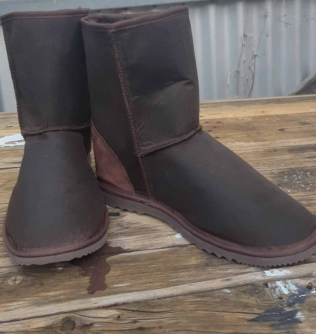 Australian Made Tarrakoota Oilskin Uggs